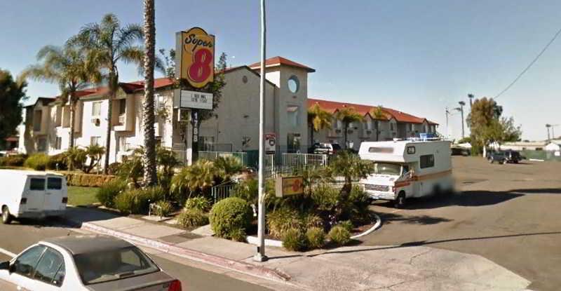Super 8 By Wyndham San Diego/Imperial Beach Exterior photo